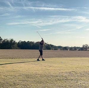 Meet your Posher, Dennis